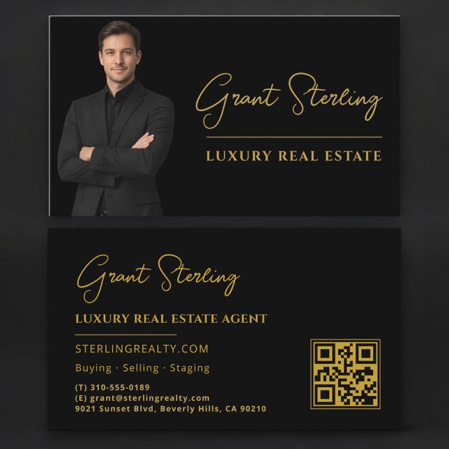 Tarjeta De Visita Luxury Real Estate Black Gold QR Code Script  (Subido por el creador)