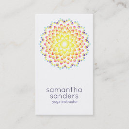Tarjeta De Visita Maestra de yoga brillando en el arco iris Mandala