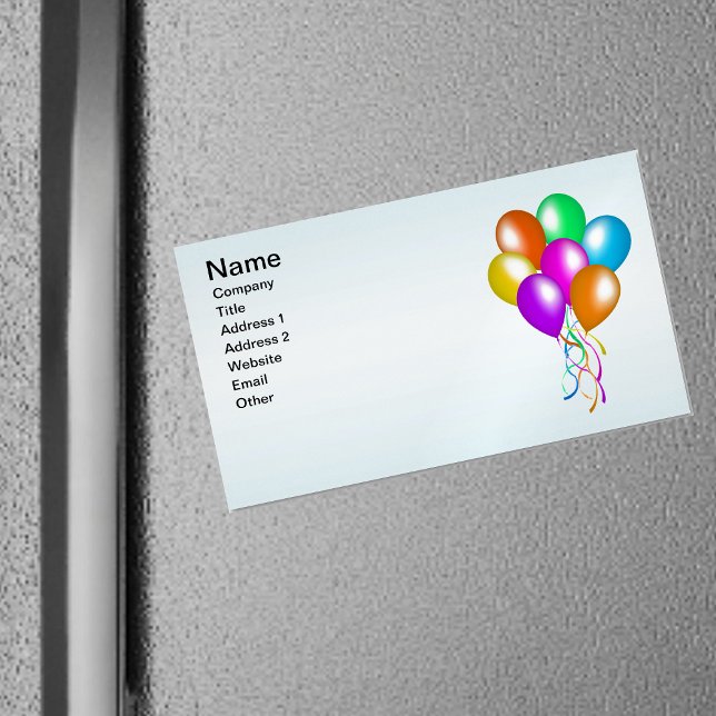 Tarjeta De Visita Magnética Colorido y brillante Bunch de los globos (Bunch colourful bright balloons with streamers on light blue magnetic business card.)