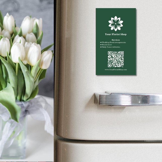 Tarjeta De Visita Magnética 🌼 Florismo Green & White Floral Services (🌼Florist Green & White Floral Services Business Business Card Magnet, Custom Logo, QR Code)