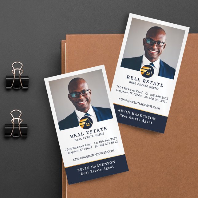 Tarjeta De Visita Magnética Inmobiliaria Profesional | Diseño de foto vertical (Professional Real Estate | Photo Layout Vertical Business Card Magnet)