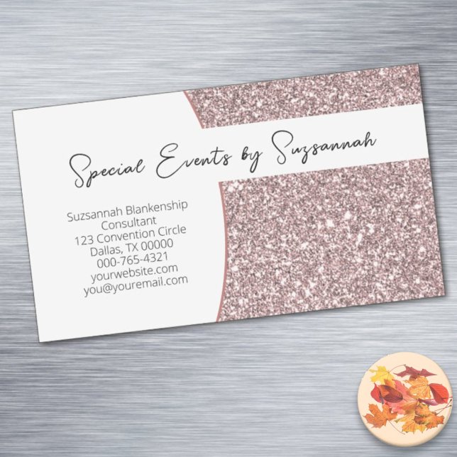 Tarjeta De Visita Magnética Personalizado Purpurina de Faux Rosado Profesional (Present business cards that customers / clients can add to the refrigerator or file cabinet. )