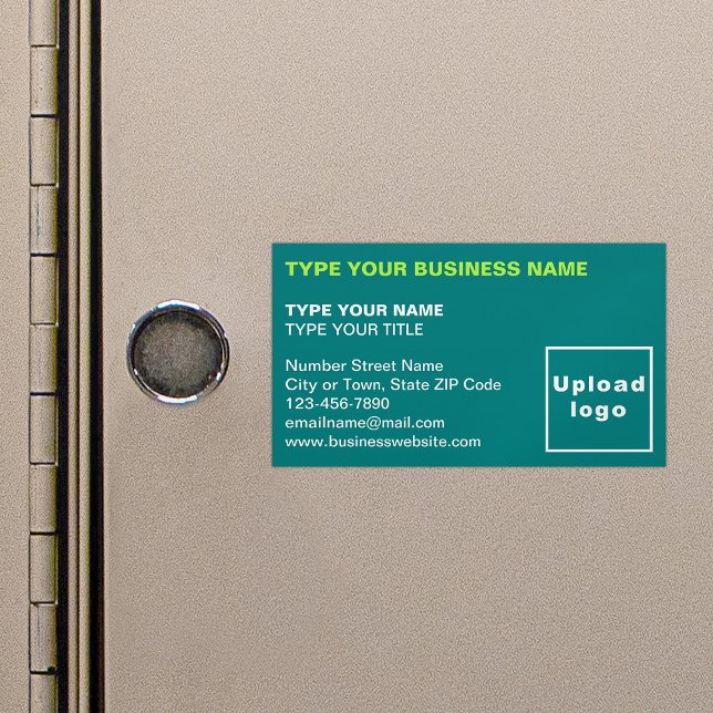 Tarjeta de visita magnética verde Verde azulada al (Teal green magnetic business card in left aligned style)