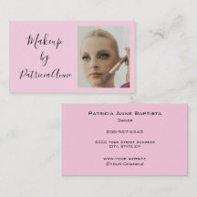 Maquillaje fotográfico con elegante escritura en r