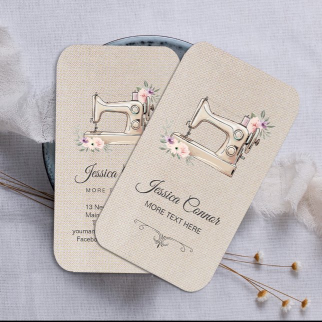Tarjeta De Visita Máquina de coser Fondo de crema blanquecino (crafter business cards #dressmaking #professional #fashionboutiquelogo #watercolorvintagesewing)