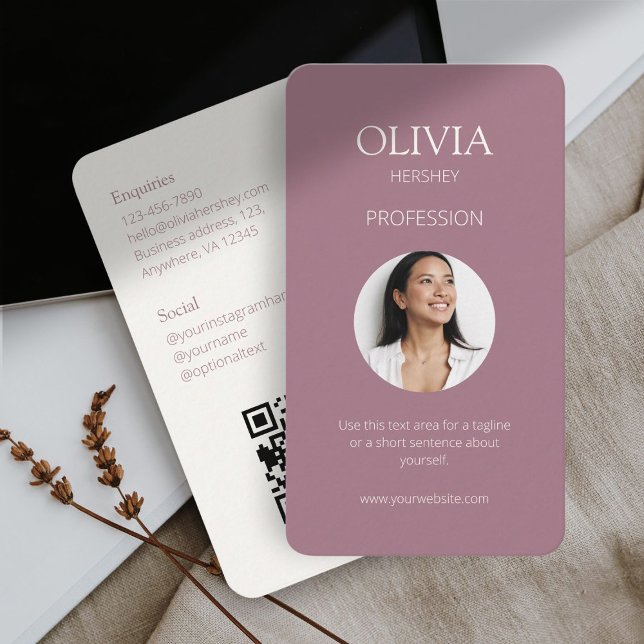 Tarjeta De Visita Mauve y Ivory Photo Social QR Code (Subido por el creador)