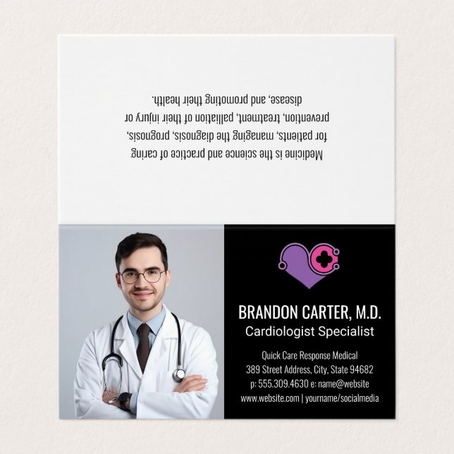 Tarjeta De Visita Médica en Lab Coat | Logotipo de cardiología (Exterior desplegado)