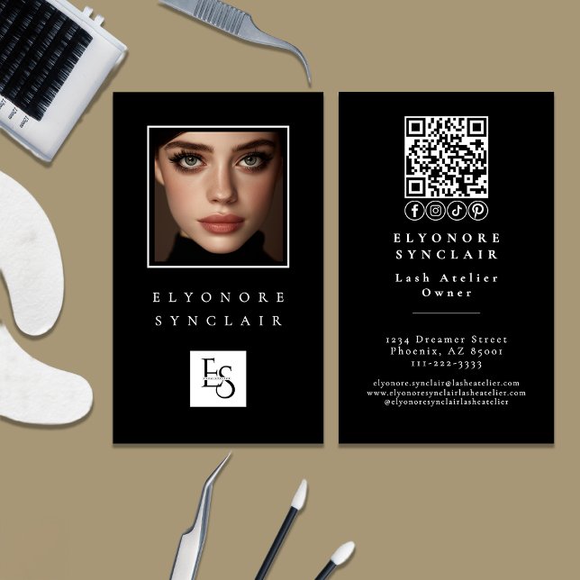 Tarjeta De Visita Minimal Black White Script Lash Photo Logo QR (Subido por el creador)