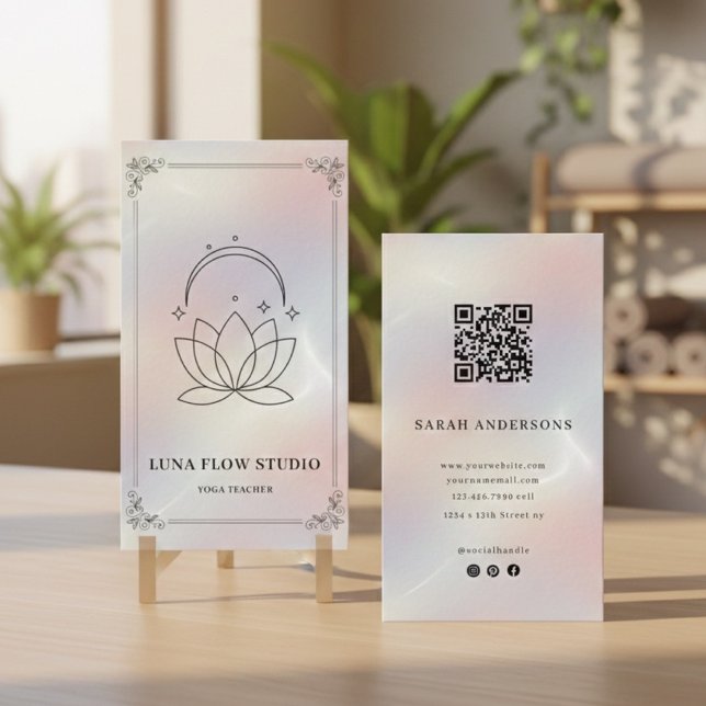 Tarjeta De Visita Minimalist Yoga Studio with QR Code | Holographic  (Subido por el creador)