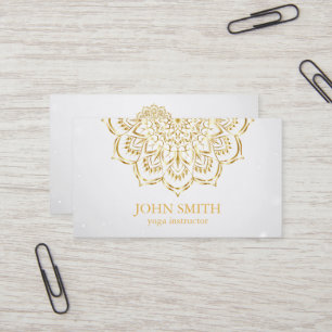 Tarjeta De Visita Minimalista moderno Red Gold Lotus Yoga Instructor