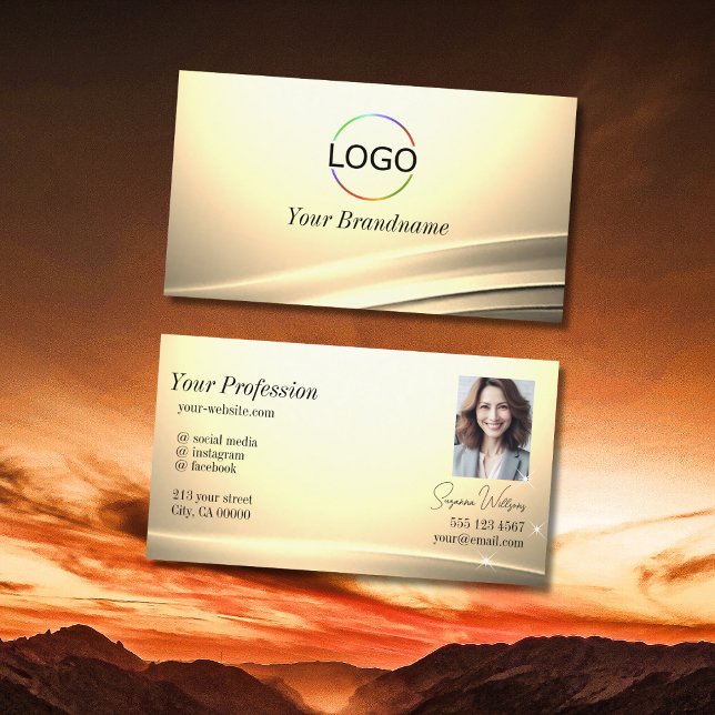 Tarjeta De Visita Moda Pastel Silk Cream Curved Decour Logo and Phot (Subido por el creador)