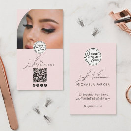 Tarjeta De Visita Modern Blush Pink Script Logo QR Code Photo Lashes
