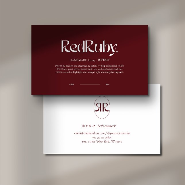 Tarjeta De Visita Modern Dark Red Minimalist Business Card (Subido por el creador)