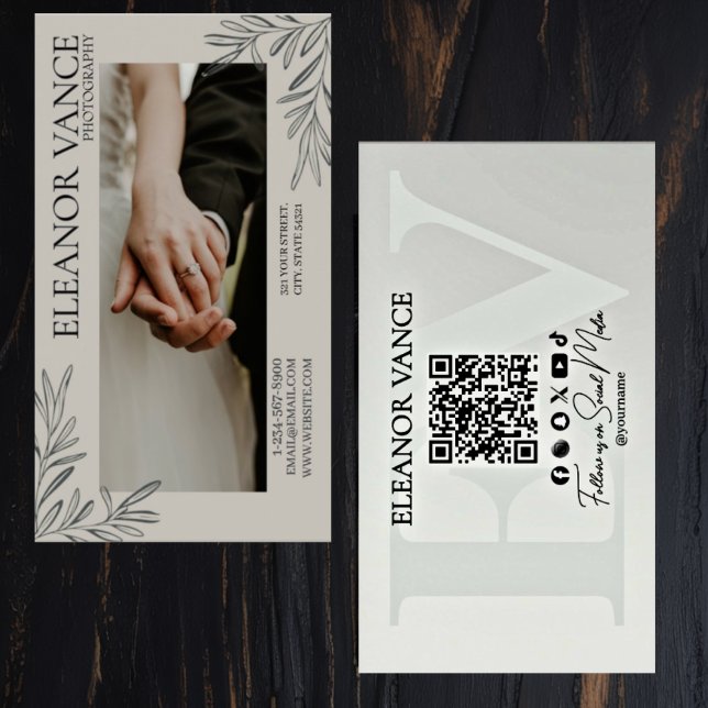 Tarjeta De Visita Modern Minimalist Botanical Monogrammed Logo (Subido por el creador)