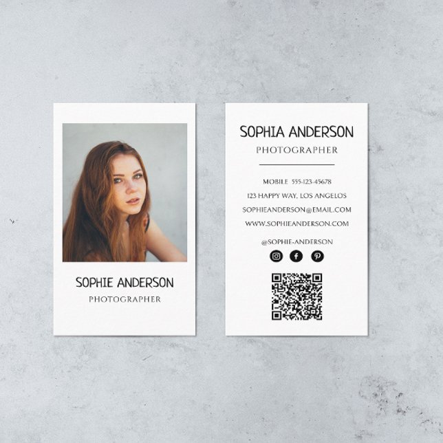 Tarjeta De Visita Modern Photographer Minimalist Photo with QR Code (Subido por el creador)