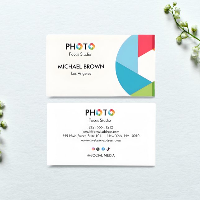 Tarjeta De Visita Modern Photography Studio Business Card Minimal  (Subido por el creador)