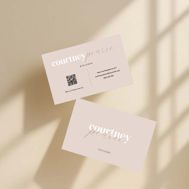 Tarjeta De Visita Modern professional business card with QR code (Subido por el creador)