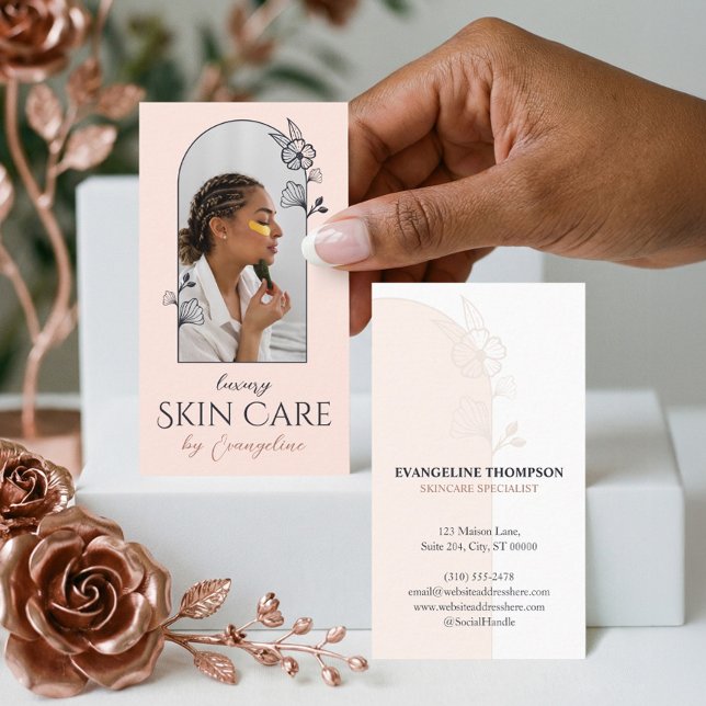 Tarjeta De Visita Modern Skincare Esthetician Floral Rose Arch Photo (Modern Skincare Esthetician Floral Rose Arch Photo Business Card)