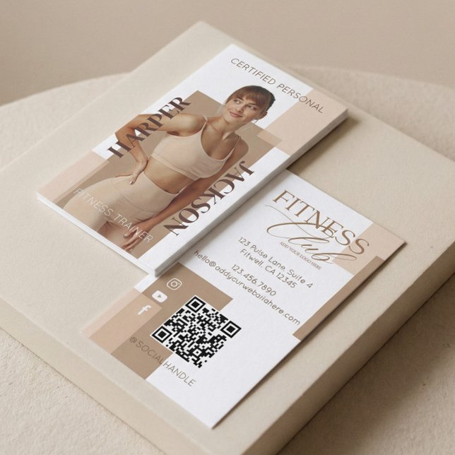 Tarjeta De Visita Modern Trendy Fitness Trainer Photo Logo QR Code (Modern Trendy Fitness Trainer Photo Logo QR Code Business Card)