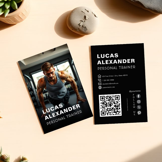 Tarjeta De Visita Moderno Fitness Entrenador personal QR Código foto (Subido por el creador)