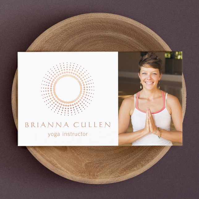 Tarjeta De Visita Moderno instructor de yoga Mandala Logo Foto (Subido por el creador)