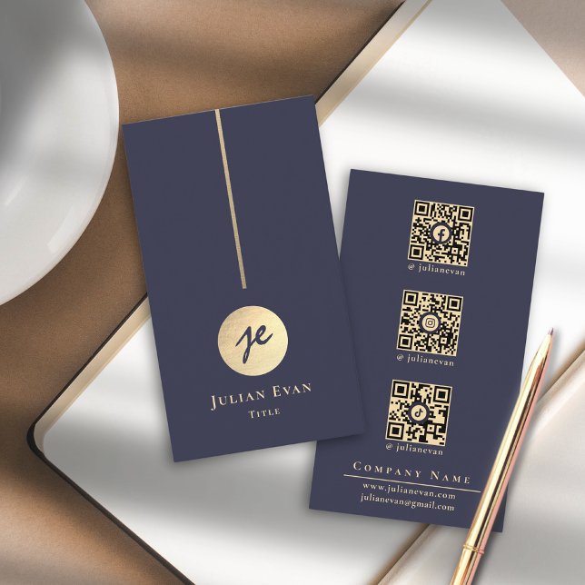 Tarjeta De Visita Moderno Monograma de la Marina de Lujo Azul y Oro  (Modern Luxe Navy Blue & Gold Monogram Social Media Business Card )