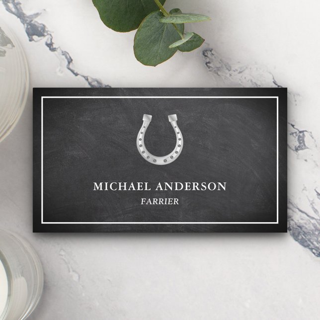 Tarjeta De Visita Moderno y elegante Chalkboard Horseshoe Farrier (Subido por el creador)