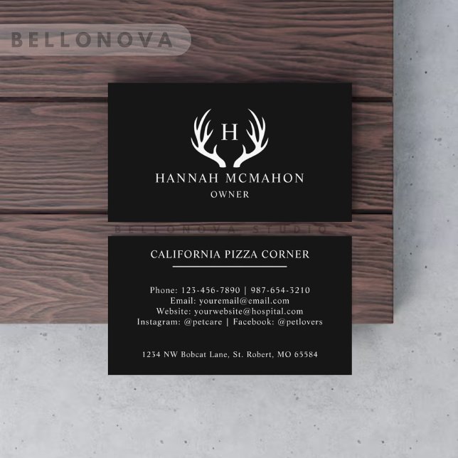 Tarjeta De Visita Monograma De Antler De Deer Blanco Y Negro (Custom Name Black And White Deer Antler Monogram Business Card)