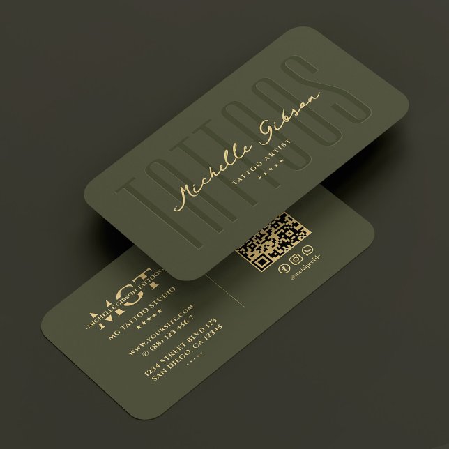 Tarjeta De Visita Monograma del artista del tatuaje moderno Tattoos  (Modern Tattoo Artist Monogram Tattoos Army Green Business Card
)