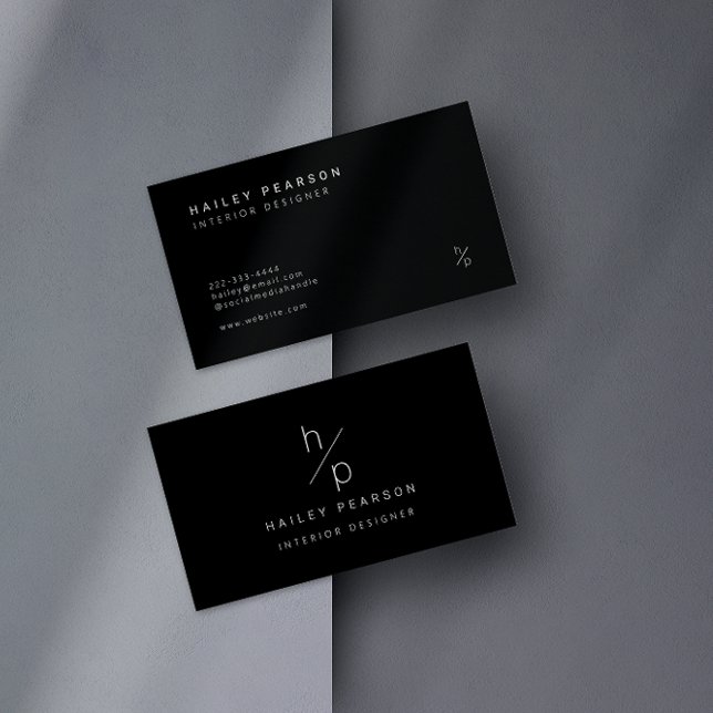 Tarjeta De Visita Monograma eterno: Elegancia moderna en negro (A chic black and white business card with an elegant monogram design.)