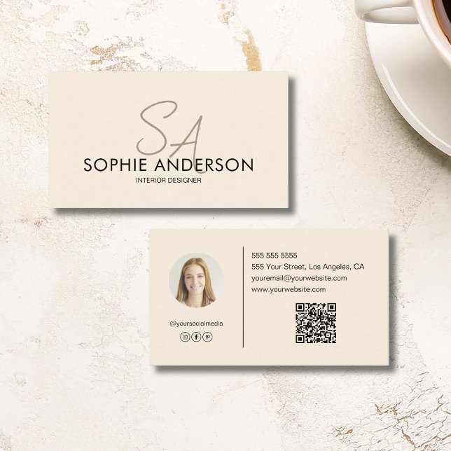 Tarjeta De Visita Monograma moderno Foto QR Cream Profesional (Modern Monogram Photo QR Cream Professional Business Card)