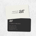 Tarjeta De Visita Monograma vintage Tipografía retro Minimalista<br><div class="desc">Un diseño de tarjeta de visita de monograma vintage con una tipografía retro que puede ser personalizado fácilmente con su nombre e iniciales para crear un diseño de papel personalizado único! El diseño presenta un fondo clásico de marfil de estilo antiguo y un tipo de letra negro con un fondo...</div>
