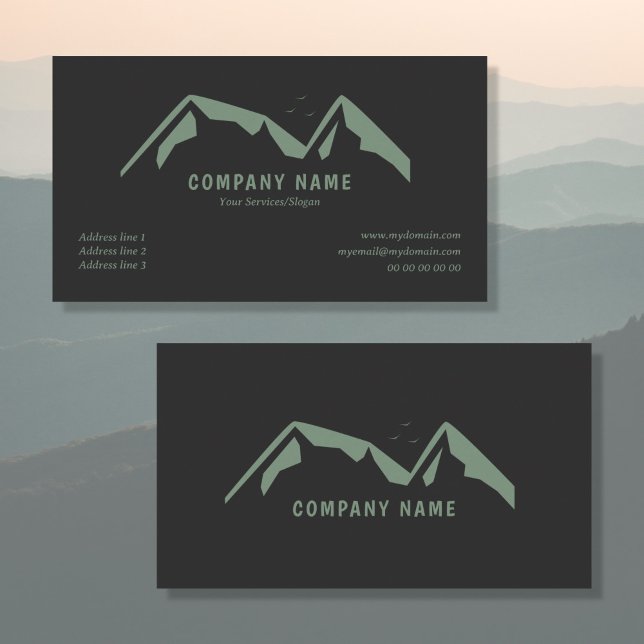 Tarjeta de visita negra con montañas verdes (Black Business Card with Green Mountains)