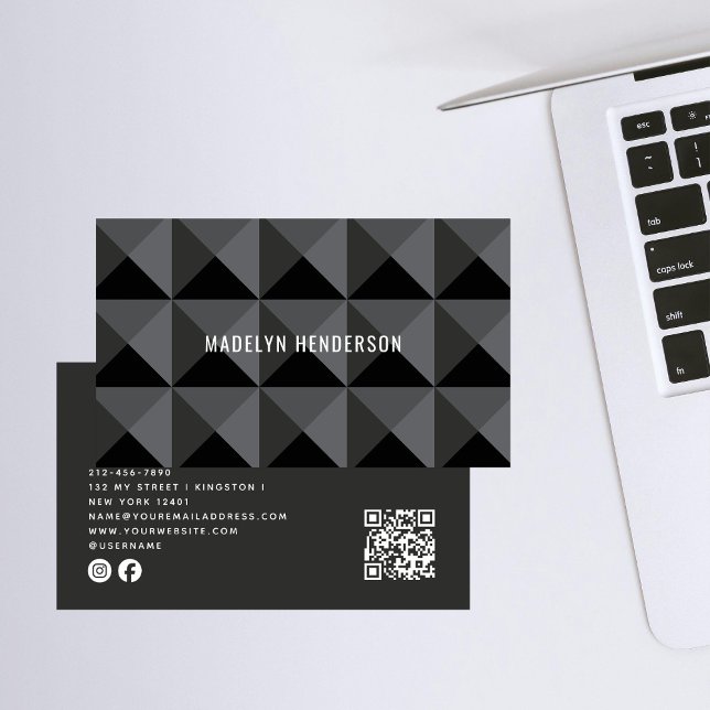 Tarjeta De Visita Negra Geométrica Moderna Negrita Resumen Código QR (Subido por el creador)
