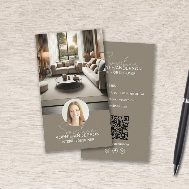Tarjeta De Visita Nombre de guión del diseñador interior Foto Taupe  (Interior Designer Script Name Photo QR Taupe Business Card)