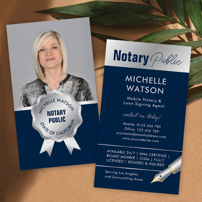 Tarjeta De Visita Notario Agente de Préstamo Público Foto Marina y P (Stylish notary public & lawyer photo business cards in navy blue and silver)