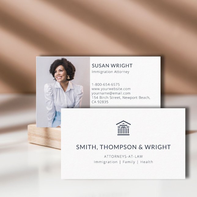 Tarjeta De Visita Oficina de Derecho Moderno Abogado Legal Foto Mari (law lawyer attorney paralegal professional business card logo social media classic minimalist navy)