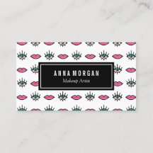 Ojos marrones y labios rosados Artista de maquilla