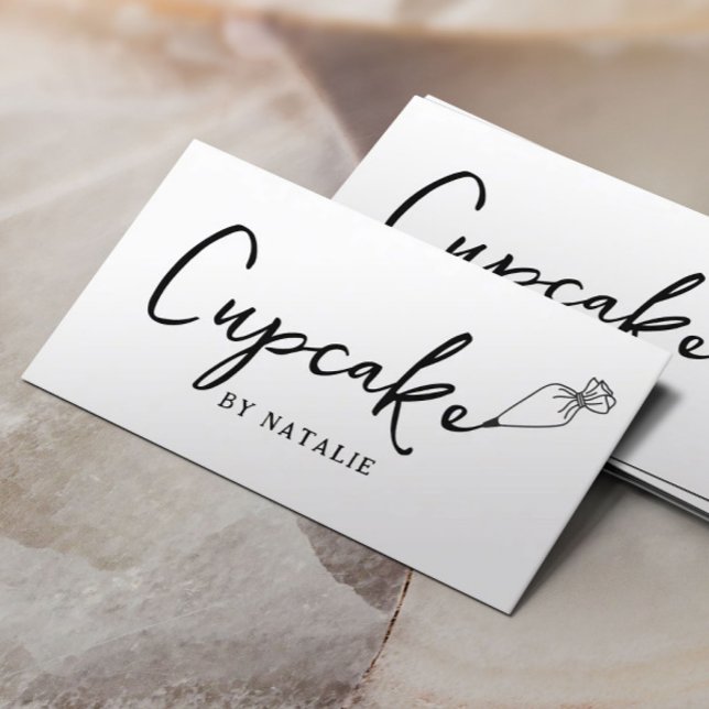 Tarjeta De Visita Pastel minimalista Pastelería Simple Panadería (Subido por el creador)