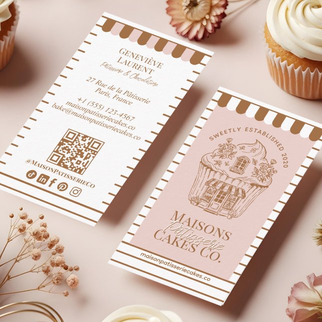 Tarjeta De Visita Pastelería de Cupcake Elegante Chic Tortas Caseras (French Bakery Hand Drawn Cupcake Pastry Cake Shop Business Card)