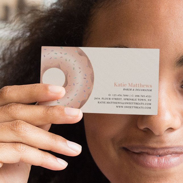 Tarjeta De Visita Pastelería de panadería de Donut Rosado Moderno (Subido por el creador)