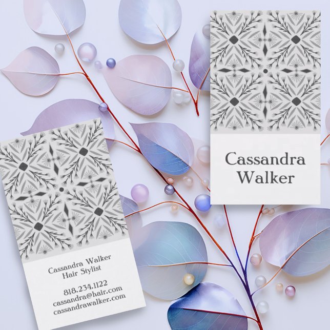 Tarjeta De Visita Patrón floral Dolores Tiles Gris (Pretty hand made tile pattern in gray on these custom business cards for an elegant look)