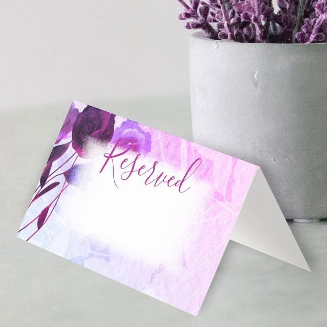Tarjeta De Visita Pequeños Rosas de ciruelas violetas dobladas Boda  (wild berry, plum purple wedding rose reserved card, folded name place card, escort seating card)