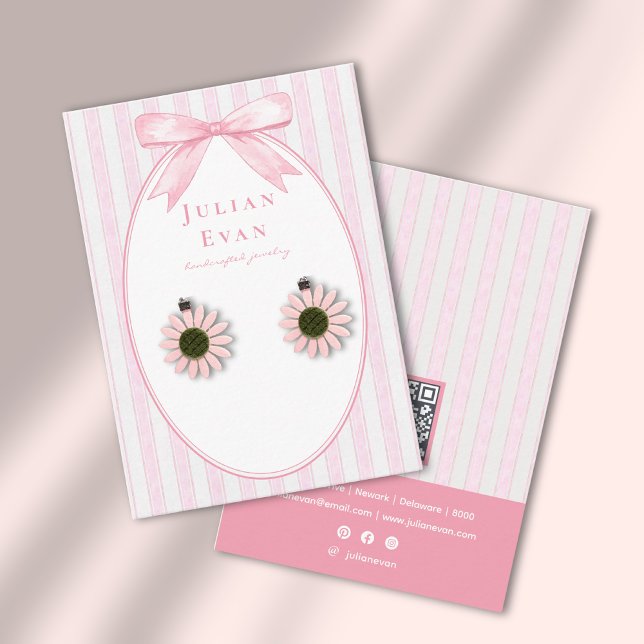 Tarjeta De Visita Pink Coquette Preppy Stripe Jewelry Display (Pink Coquette Preppy Stripe Jewelry Display Business Card)