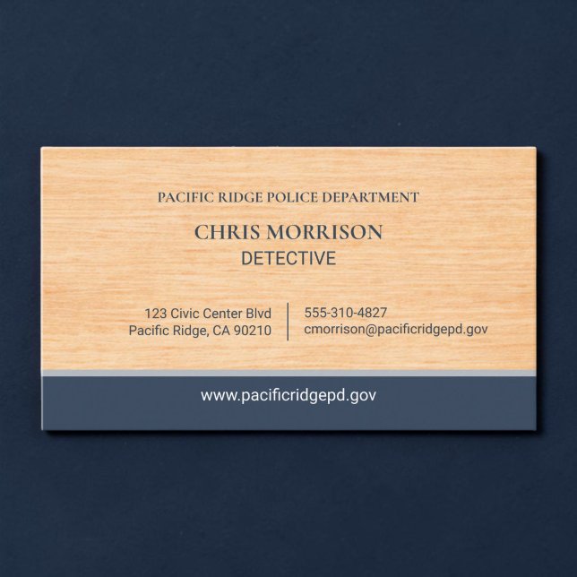 Tarjeta De Visita Police Officer Detective Wood Logo Business Card (Subido por el creador)