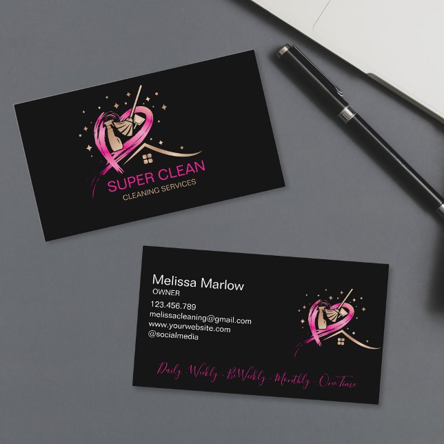 Tarjeta De Visita Polvo de limpieza residencial y comercial para emp (cleaning tools in a pink heart shape and gold roof on the black background)