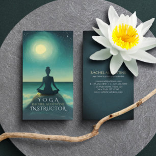 Tarjeta De Visita Postura de Meditación de Yoga en Roca Noche de Lun