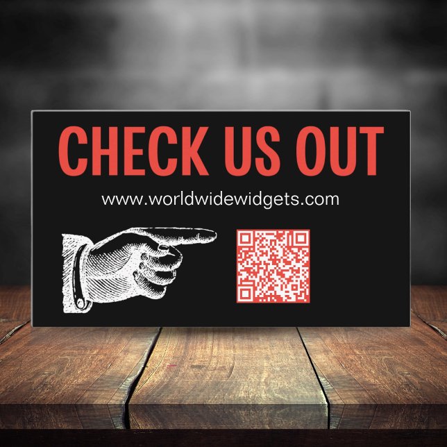 Tarjeta De Visita Profesional de código QR en medios sociales modern (Modern retro with finger icon that draws attention to your company. Connect with potential clients. )