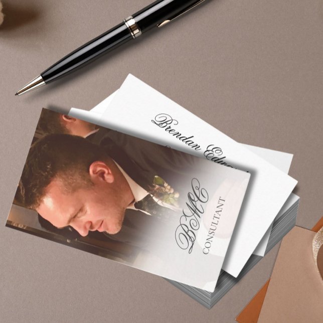Tarjeta De Visita Profesional de fotografía simple y elegante (Subido por el creador)