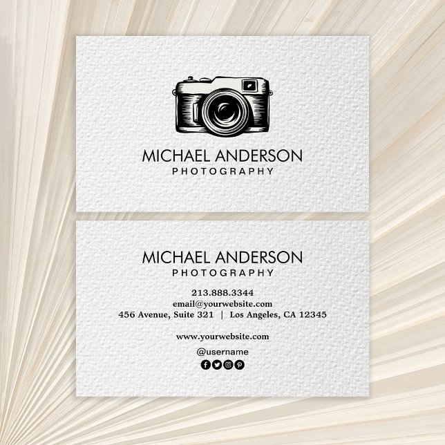 Tarjeta De Visita Professional Photographer camera logo Photography  (Subido por el creador)